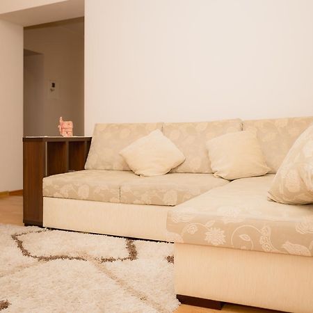 Dorosh Apartamet Lägenhet Lviv Exteriör bild